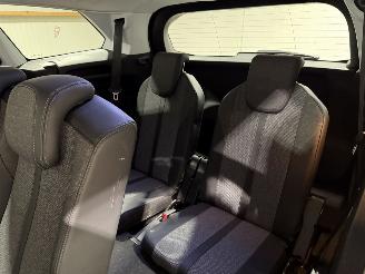 Peugeot 5008 1.2PT 96kW Automaat Allure 7Persoons picture 32