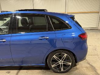 Mercedes B-klasse 180 100kW Automaat Luxury Line Pano picture 30