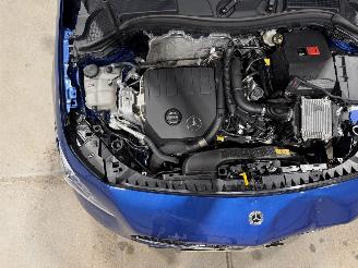 Mercedes B-klasse 180 100kW Automaat Luxury Line Pano picture 27