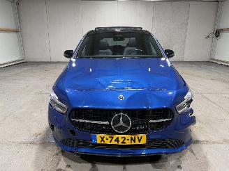Mercedes B-klasse 180 100kW Automaat Luxury Line Pano picture 4
