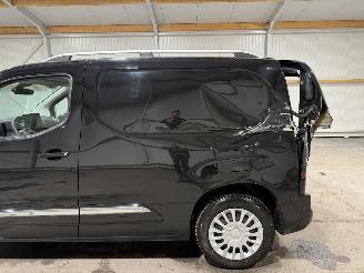 Toyota Proace CITY 1.2Turbo 96kW Automaat Live picture 13