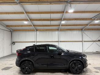 krockskadad bil auto Volvo EC40 82kWh 325kW Twin Motor Performance Ultra Black Edition 2024/11
