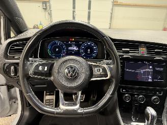Volkswagen Golf GTE 1.4TSI 110kW Automaat Pano picture 14