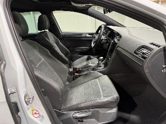 Volkswagen Golf GTE 1.4TSI 110kW Automaat Pano picture 24