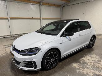 Volkswagen Golf GTE 1.4TSI 110kW Automaat Pano picture 9