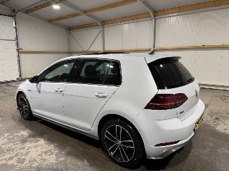 Volkswagen Golf GTE 1.4TSI 110kW Automaat Pano picture 11