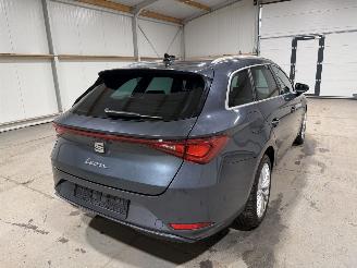 Seat Leon ST 2.0TDI 110kW Automaat FR Business Intense Pano picture 6