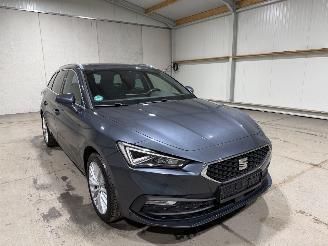 Seat Leon ST 2.0TDI 110kW Automaat FR Business Intense Pano picture 3