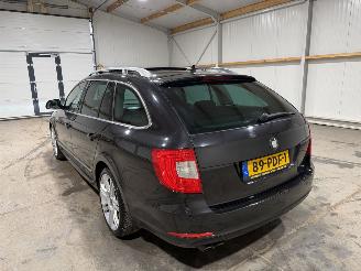 Skoda Superb 2.0TDI 125kW Automaat Pano Elegance Business Line picture 12