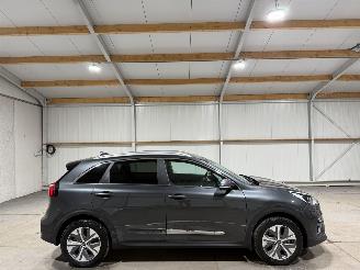 Unfallwagen Kia e-Niro 64kWh 150kW Automaat DynamicPlusLine 2021/6