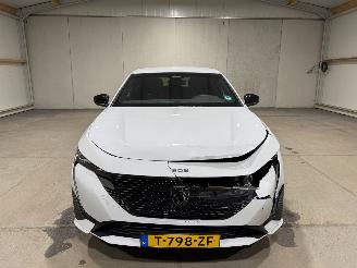 Peugeot e-308 54kWh 115kW GT First Edition EV picture 4