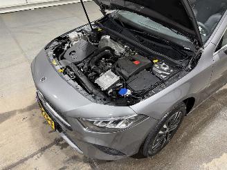 Mercedes A-klasse 180 Sedan 100kW Automaat Pano Star Edition picture 31