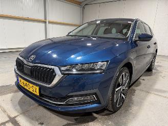 Skoda Octavia 1.4TSI iV 110kW Automaat Business Edition Plus picture 22
