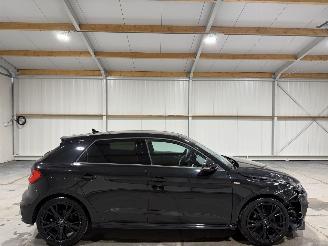 Schadeauto Audi A1 SPORTBACK 25TFSI 70kW Automaat S Edition 2022/11