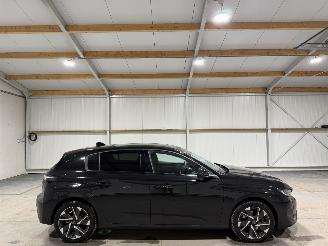 krockskadad bil auto Peugeot 308 1.2Hybrid 100kW Automaat E-DCS6 Allure 2025/2