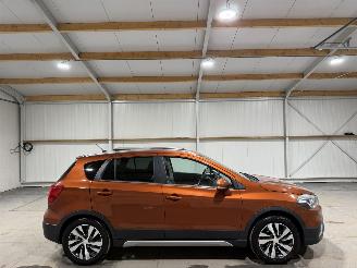 Damaged car Suzuki S-Cross 1.4 Boosterjet 103kW Automaat Pano CLima navi STIJL 2020/1