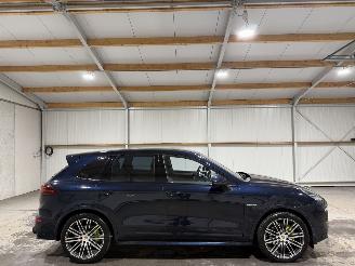 Voiture accidenté Porsche Cayenne S 3.0 E-HYBRID 245kWh Automaat Luchtvering Pano Leder AWD 2015/12