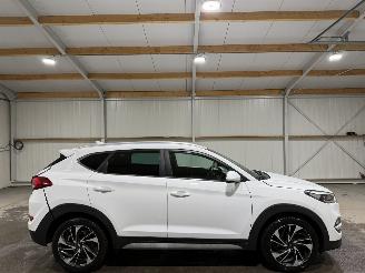 Vaurioauto  passenger cars Hyundai Tucson 1.7CRDi 85kW Clima Camera Comfort 2018/1