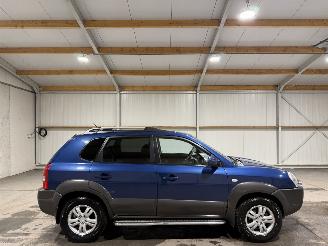 Unfallwagen Hyundai Tucson 2.0CRDI 103kW Automaat Style Schuifkantel 2006/11