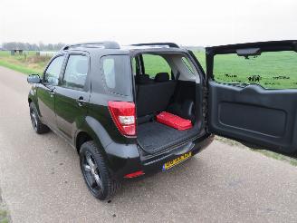 Daihatsu Terios 15 16v 105pk Automaat  Expedition 2 WD  134.000 km nap jeep suv  navigatie Airco picture 7