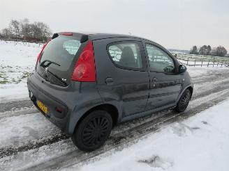 Schadeauto Peugeot 107 1.0 12v  89.000km  100% Orgineel 5drs Airco  [ nieuwstaat  2009 2009/10