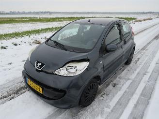 Peugeot 107 1.0 12v  89.000km  100% Orgineel 5drs Airco  [ nieuwstaat  2009 picture 24