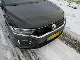 Volkswagen T-Roc 1.5 TSi Sport 150pk 2018 Parkeerschade [ Camera Navigatie Clima stoel stuur verwarring picture 13