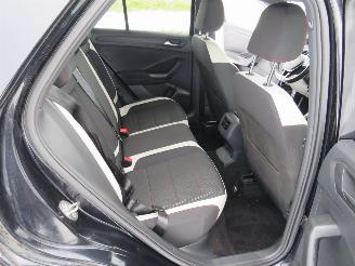 Volkswagen T-Roc 1.5 TSi Sport 150pk 2018 Parkeerschade [ Camera Navigatie Clima stoel stuur verwarring picture 20