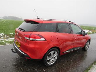 Auto incidentate Renault Clio 0.9 TCE  90pk  NIGHT&Day  2013 Navigatie Airco  Schadevrij 2013/11