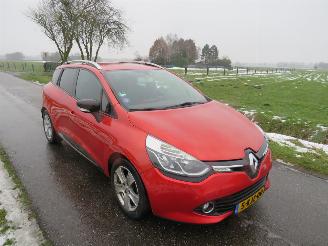 Renault Clio 0.9 TCE  90pk  NIGHT&Day  2013 Navigatie Airco  Schadevrij picture 4