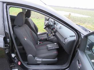 Mazda 2 1.3 84pk  GT M Line LPG G3 170.000 km picture 3