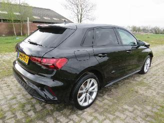 Damaged car Audi A3 4.0 TFSI Aut SPORTBACK PHEV 150 Electrich Benzine S line Edition 2025/5