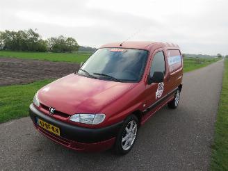 danneggiata veicoli commerciali Peugeot Partner 2.0 HDI  90pk 112.000km NAP !!!!!!!! TOPAUTO 112.000 km 2002/8