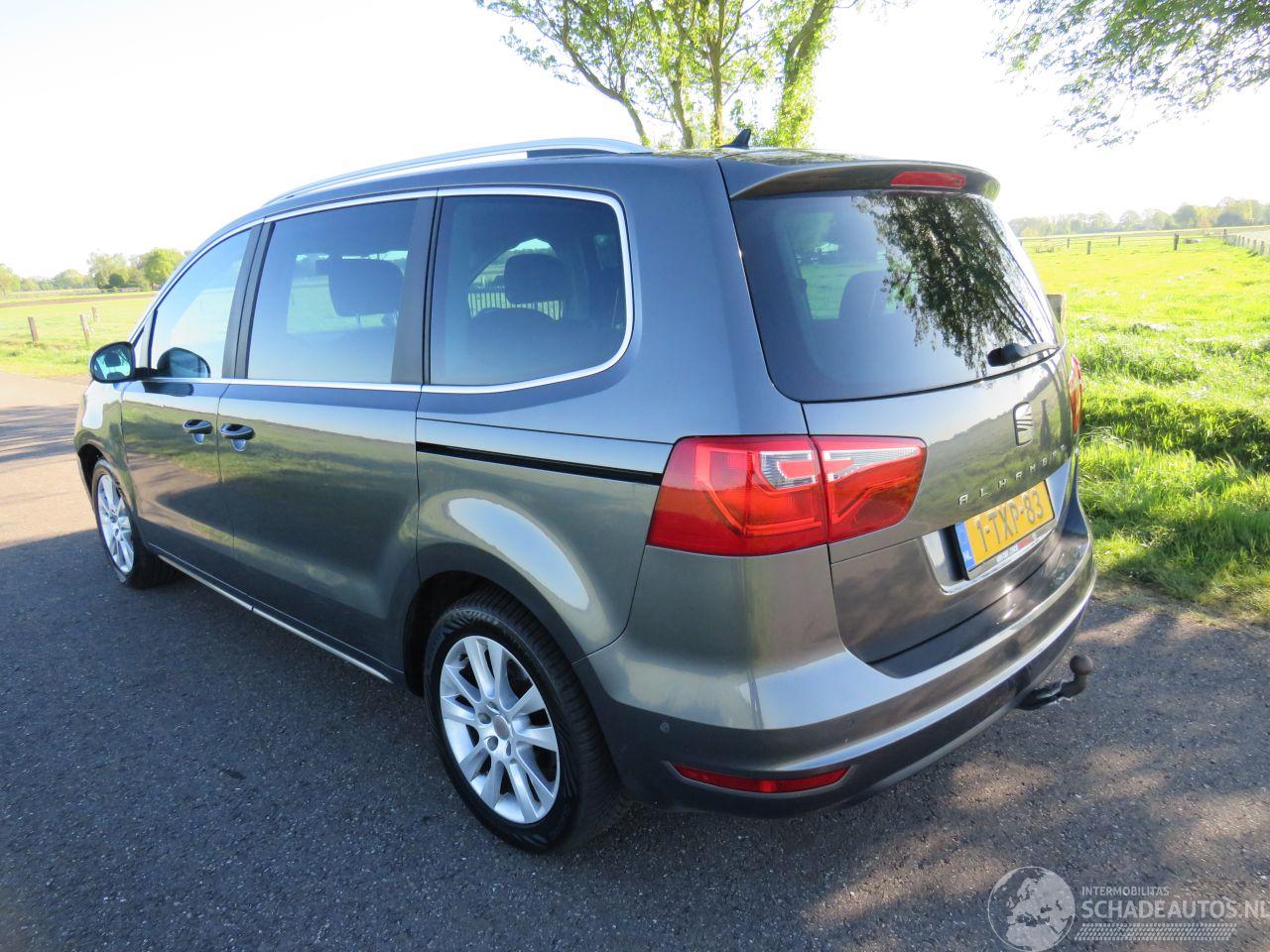 Seat Alhambra 1.4 TSI 150pk Bussinnes Executive 7 persoons  2014 dubbel schuifdeur 2014