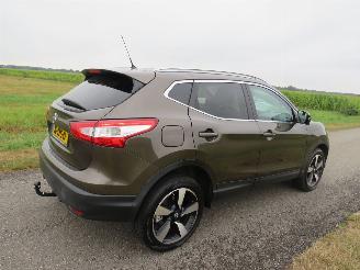 skadebil auto Nissan Qashqai 1.2 116pk Automaat  148.000km nap Camera Navigatie clima  [ nieustaat 2016/4