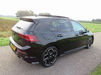 Unfallwagen Volkswagen Golf 1.5 E TSi R Line Aut  11.000km Nap 150pk Elektrische /Benzine 50.000 nieuwprijs 2026/2