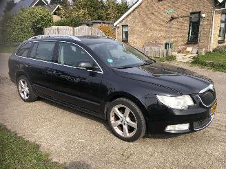 Avarii autoturisme Skoda Superb 2.0 TDi combi  ambition 2010/9