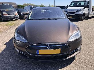skadebil auto Tesla Model S Model S 85 Base 2014/9