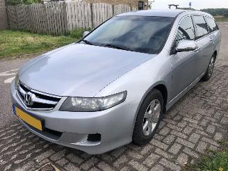 Unfallwagen Honda Accord Accord Tourer  2.0 i comfort 2007/1