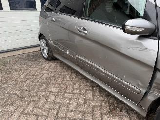 Mercedes B-klasse 200 Turbo Automaat Schuifdak Navi Clima picture 15