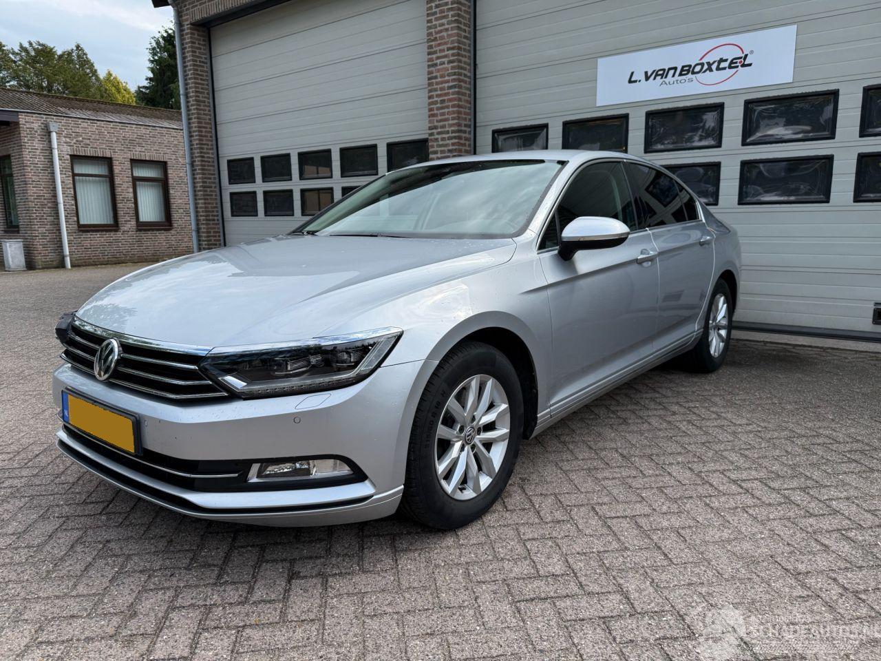 Volkswagen Passat 1.8 TSI Business Edition R Automaat 78125 Km !