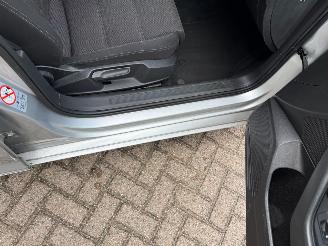Volkswagen Passat 1.8 TSI Business Edition R Automaat 78125 Km ! picture 21