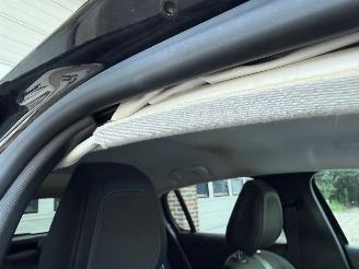 Peugeot e-208 EV Allure Pack 50 kWh Navi Clima NAP ! picture 18