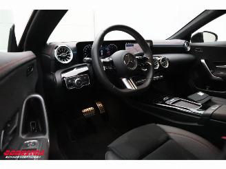 Mercedes Cla-klasse 180 Shooting Brake Star Ed. 7G-T AMG LED ACC Camera SHZ 6.727 km! picture 19