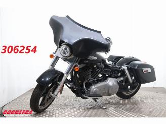 dommages motocyclettes  Harley-Davidson  FLD Switchback LED 4.794 Miles! 2013/1