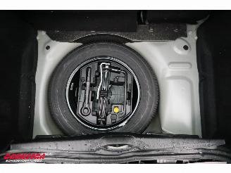 Peugeot 208 1.2 PureT. Signature Navi Camera Carplay Airco Cruise picture 8
