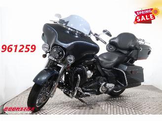 danneggiata motocicli Harley-Davidson  110 FLHTCUSE CVO Ultra Classic 110 Years Ed. Radio Cruise LED ABS 2013/1