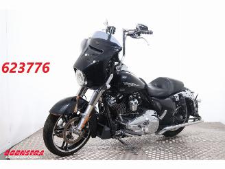 škoda motocykly Harley-Davidson  FLHX Street Glide LED Cruise Radio 2017/1