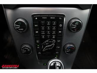 Volvo V-40 Cross Country 2.0 D2 Aut. Kinetic Navi Airco Cruise picture 15