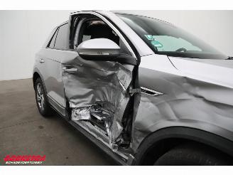 Volkswagen T-Roc 2.0 TDI DSG R-Line LED ACC Apple/Android Virtual Camera LRHZ SHZ picture 7